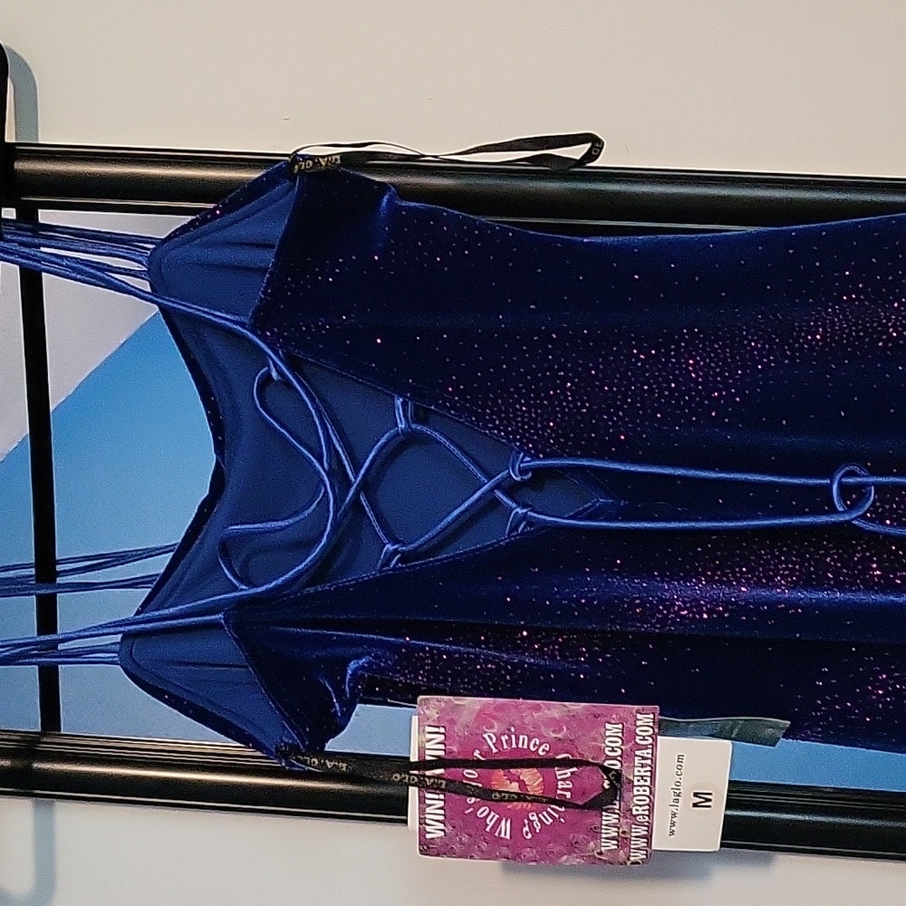 Dress - Picture 5 of 5